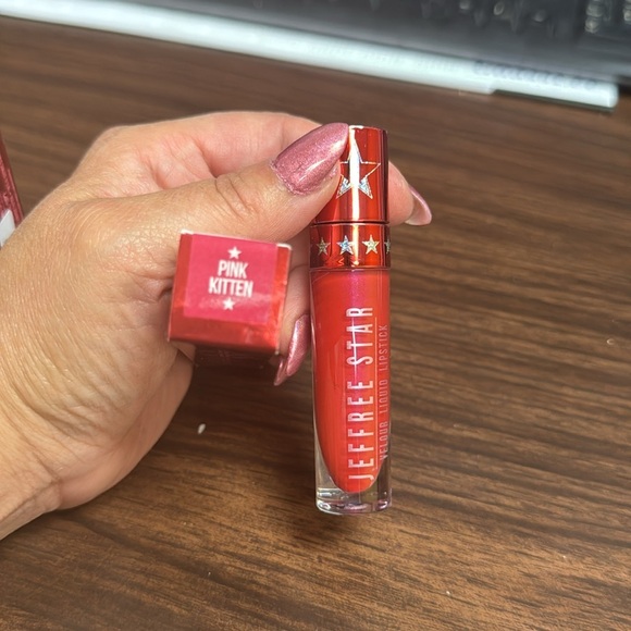 Jeffree Star velour liquid lipstick - Picture 9 of 16